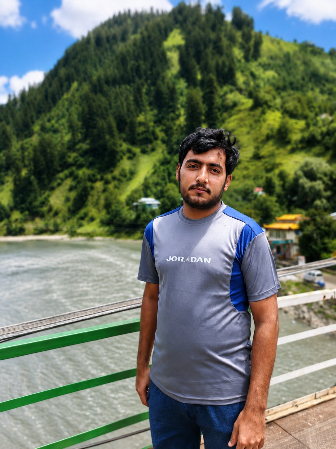 Profile of Asif Ali